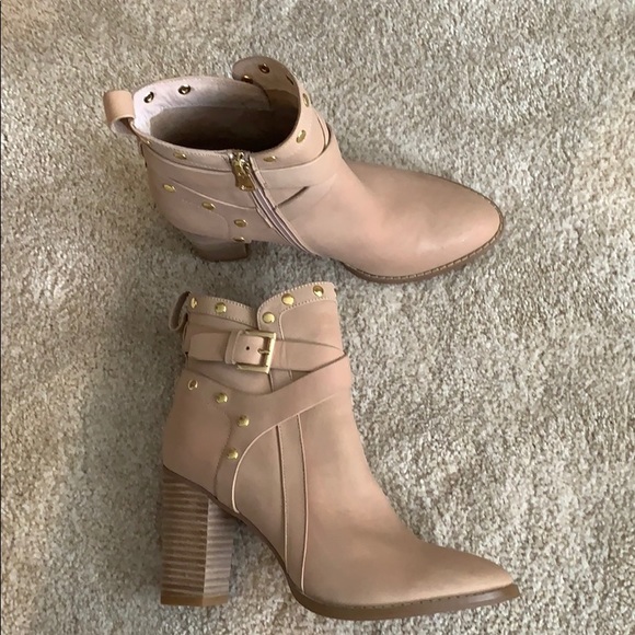 Walnut of Melbourne Beige Leather Boots - Picture 3 of 5